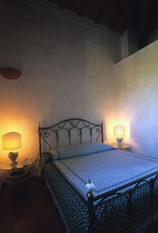 Hotel Bambolo Castagneto Carducci 3*,  Italy